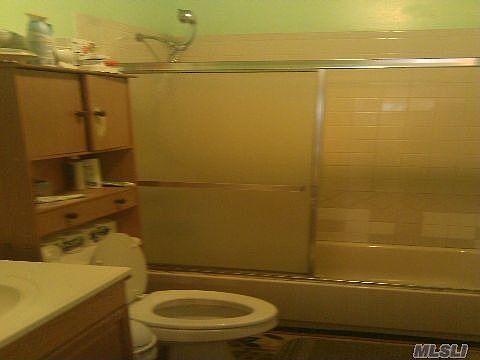 4th image of 34 N 16th St