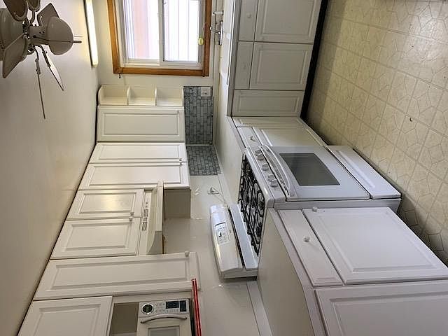 1st image of 151 Manser Dr