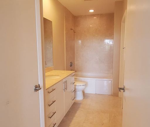 3rd image of 550 Okeechobee Blvd APT 224