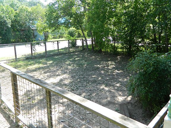 5th image of 4501 Lareina Dr #A
