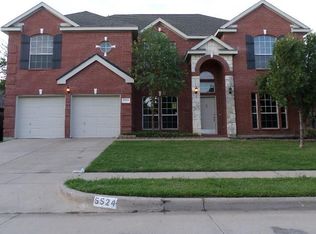 5524 Milford Dr, Fort Worth, TX 76137