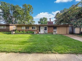 2340 Saint Catherine St, Florissant, MO 63033