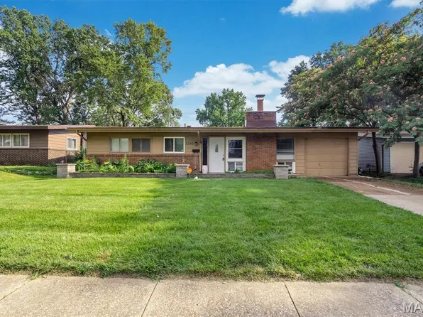 2340 Saint Catherine St, Florissant, MO 63033