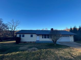 448 Baird Cove Rd, Franklin, NC 28734