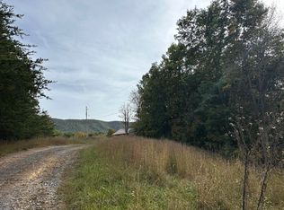 412 Smoke Hollow Rd, Lindside, WV 24951