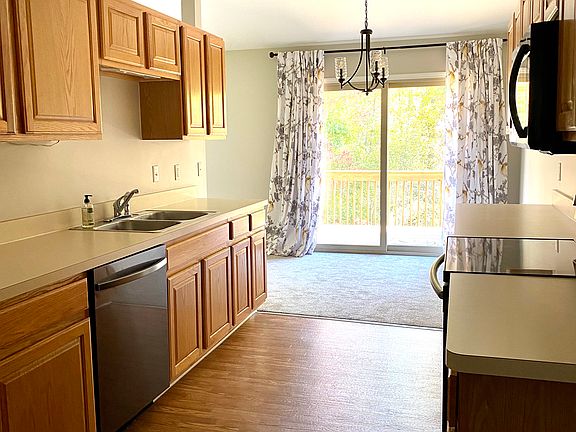 3rd image of 1099 Old Leake Ct #1