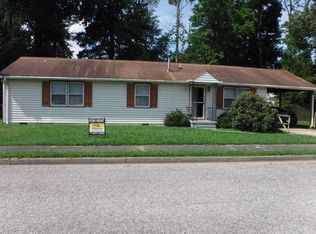 11 George Ct, Hampton, VA 23663