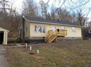 7390 Decker Rd, Cayuga, NY 13034