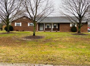 7462 Brock Dr, Blanchester, OH 45107