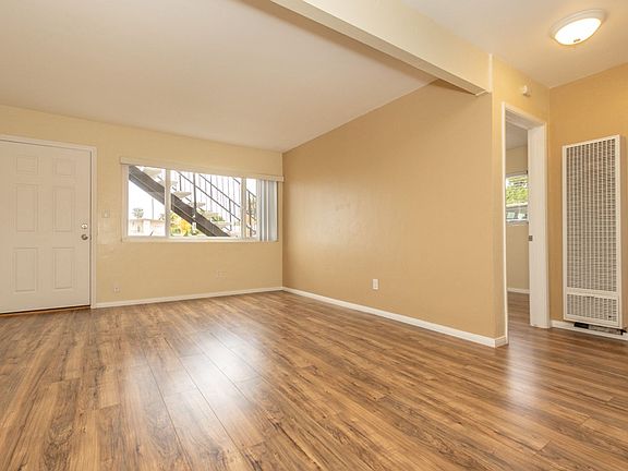 2nd image of 765 Agate St APT 1