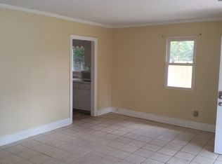 414 Silver Lake Rd, Wilmington, NC 28412