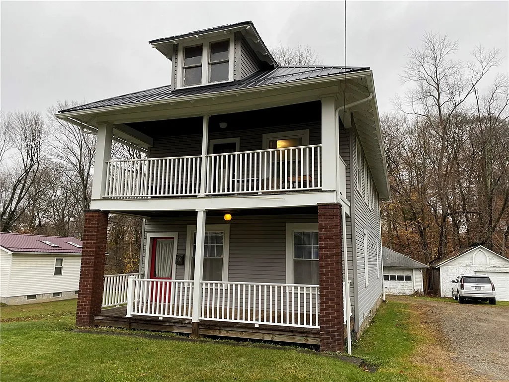 200 S Mercer St photo 1