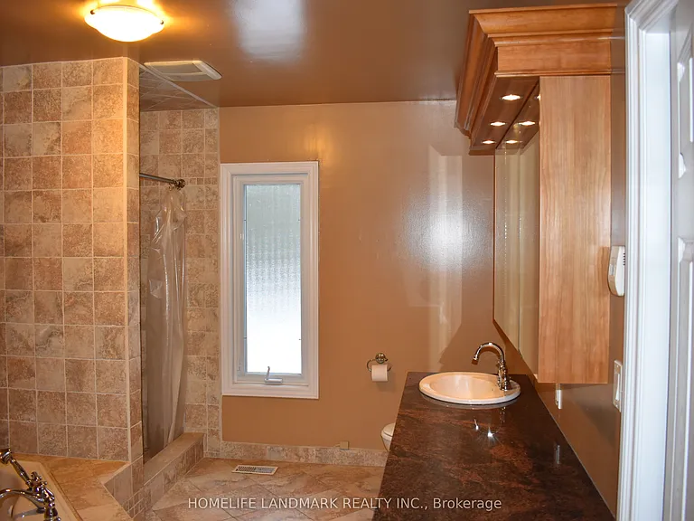 8800 Concession 2 Rd — Photo 16