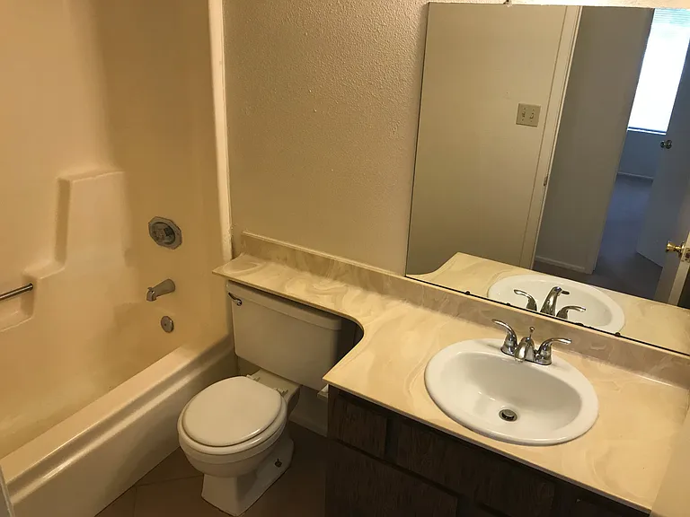 1653 W Plana Ave — Photo 11