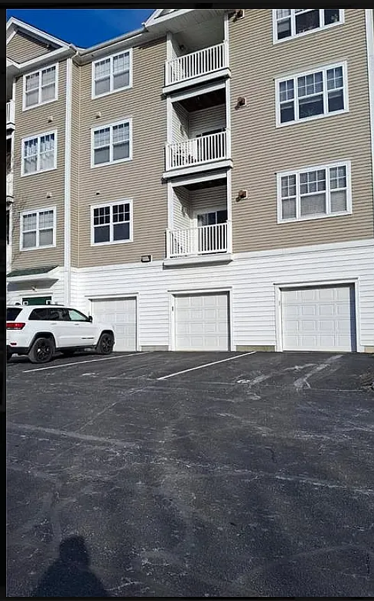 Building Photo - 108 Mill St #102