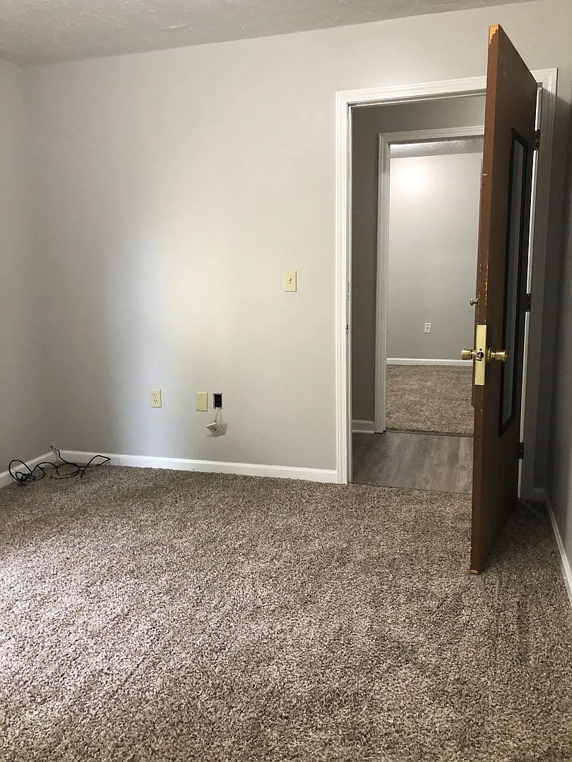 725 Chestnut Street — Photo 3