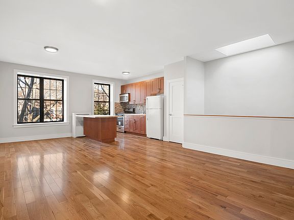 3rd image of 45-18 Skillman Ave #1