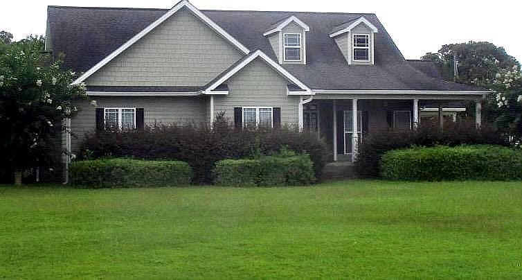 1st image of 2101 Center Dr