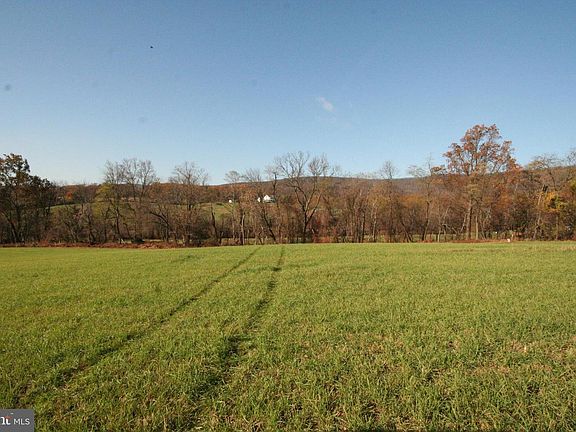 4th image of Tangletwig Ln