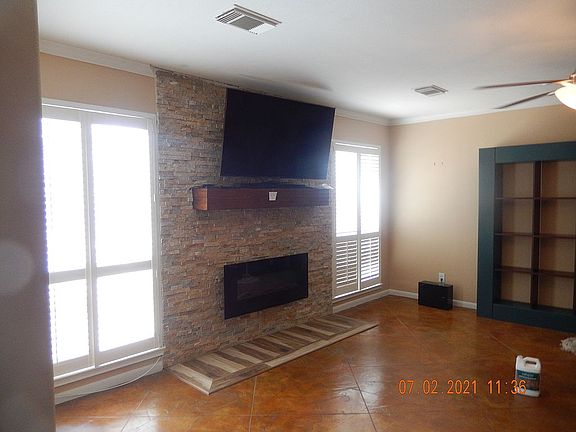 4th image of 2330 Country Mile Ln
