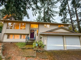 7010 174th St SW, Edmonds, WA 98026