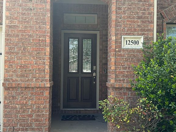 3rd image of 12500 Ocean Spray Dr