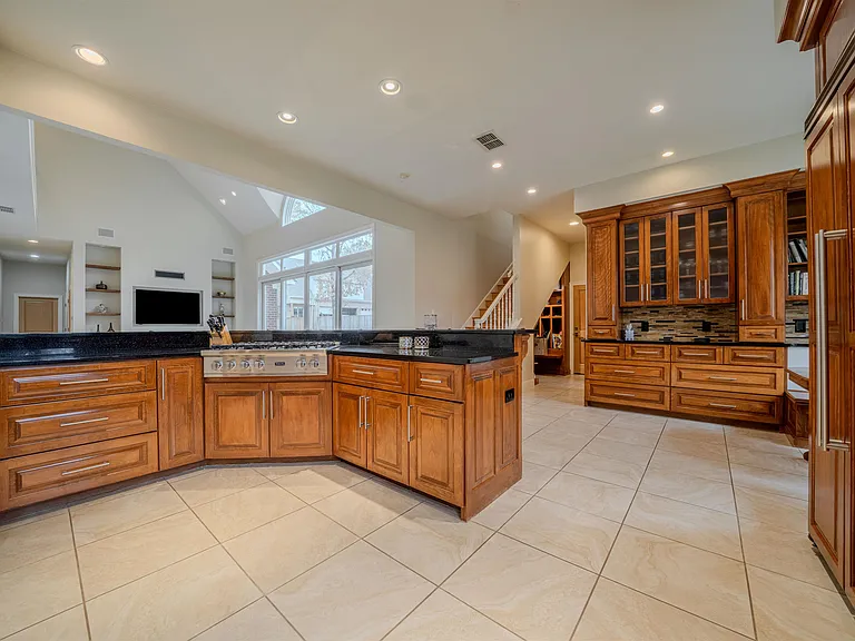 3 Lakeside Dr — Photo 10