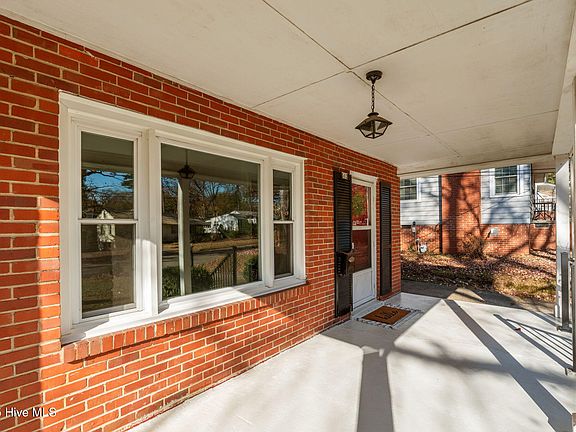 4th image of 512 Bracken Street