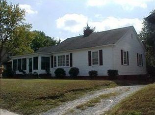 726 E Sprague St, Winston Salem, NC 27107