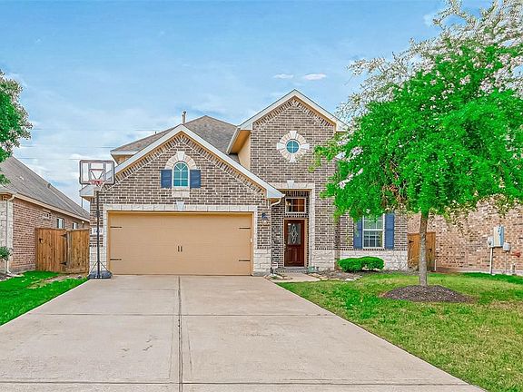 2nd image of 24511 Peroni Dr