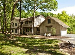 16430 Horseshoe Ridge Rd, Chesterfield, MO 63005