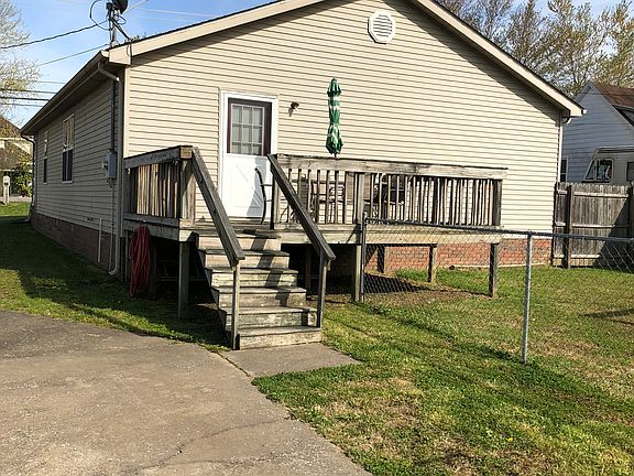5th image of 153 S Main St