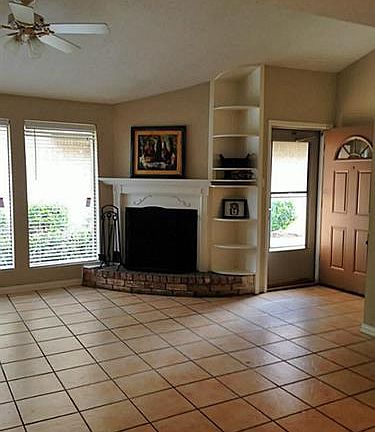 3rd image of 10811 Greenwillow Dr