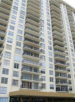 4th image of 230 174th St APT 508