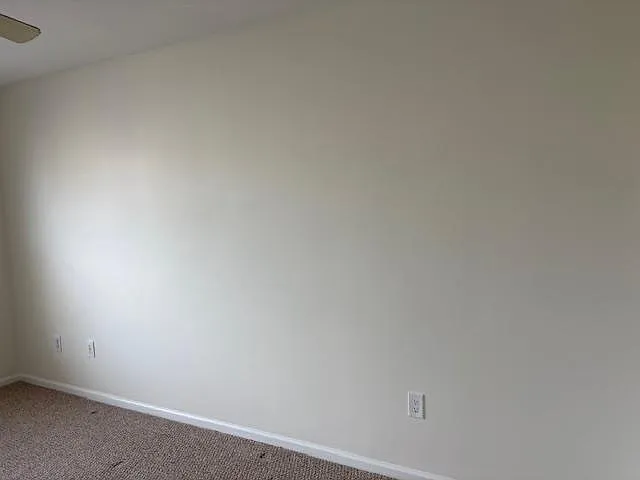 2403 Beacon Hl — Photo 9