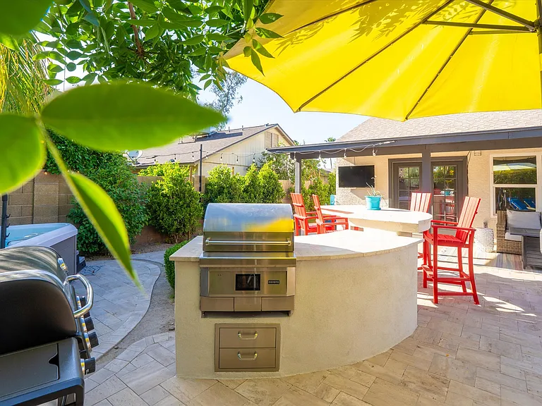 4019 E Taro Ln — Photo 30
