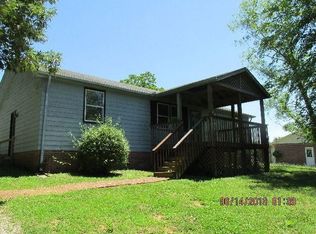 3061 Old New Cut Rd, Springfield, TN 37172