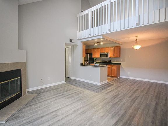 4th image of 3325 Haviland Ct APT 204