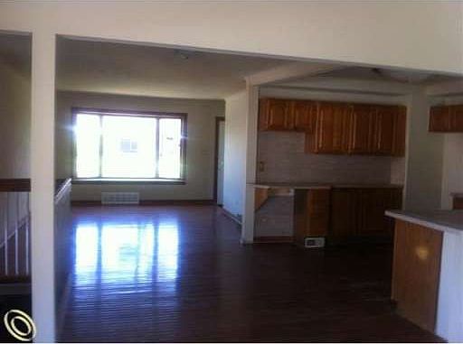 2nd image of 22232 Barton St