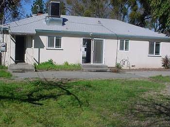 2nd image of 220 Oakshire Ave