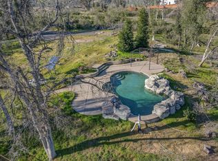 10049 Tilton Mine Rd, Redding, CA 96001