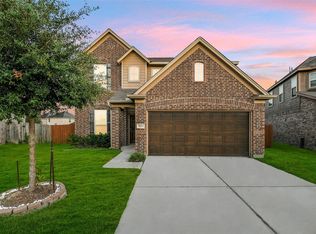 903 Willowick Bay Dr, Houston, TX 77090