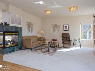 17136 Ashland Dr, Anchorage, AK 99516