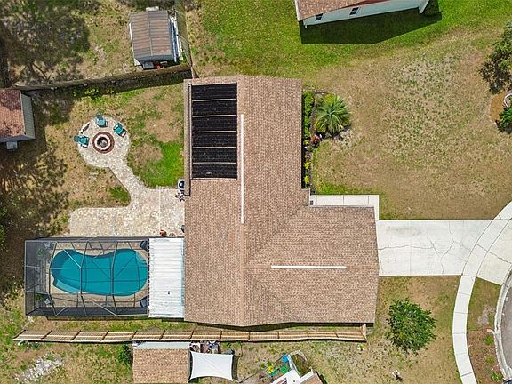 5th image of 1005 Highgrove Ct