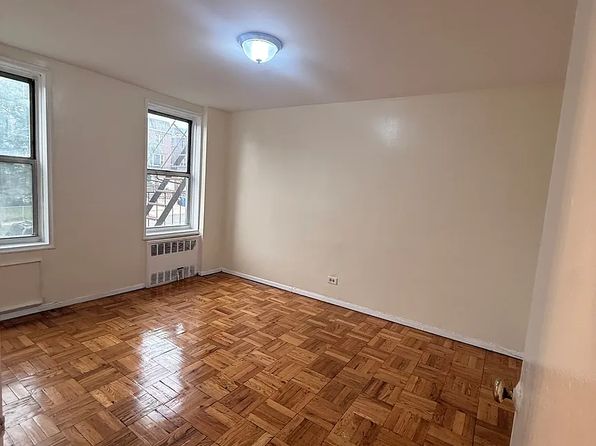 2070 Arthur Ave APT 4C