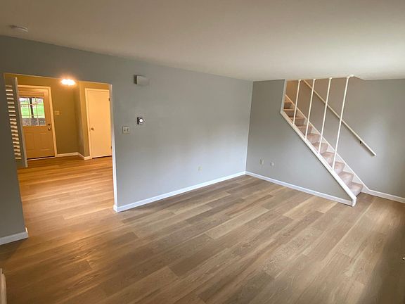 2nd image of 1255 Staman Ln