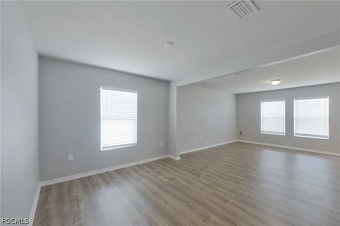 4 bed, 2.0 bath, 1671 sqft, $1,895 — Photo 3