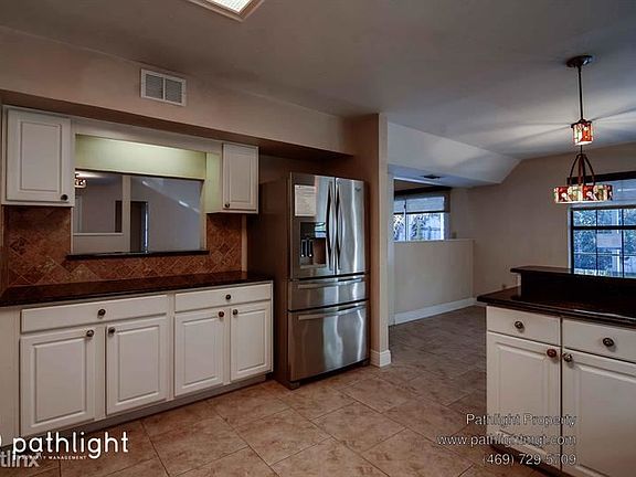 5th image of 26109 Pine Valley Dr