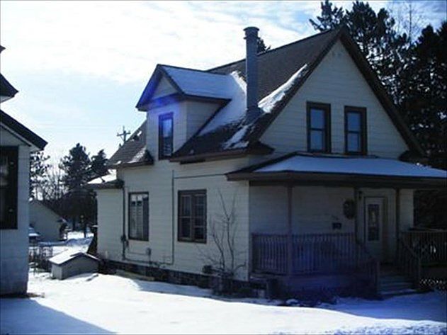 2nd image of 9140 Vinland St
