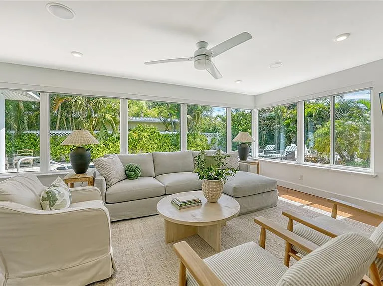 425 McKinley Dr — Photo 11